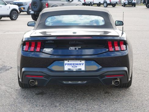 Certified 2025 Ford Mustang GT Premium RWD image 5