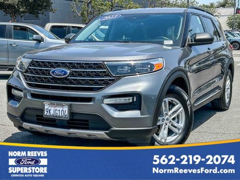 Used 2023 Ford Explorer XLT w/ Equipment Group 202A RWD image 1