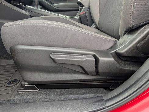 Used 2025 Subaru Impreza 2.0i image 19