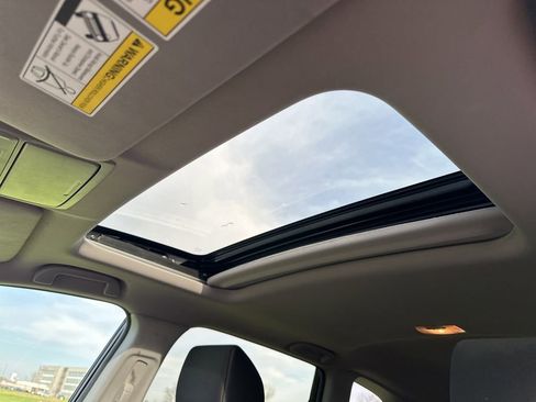 Used 2019 Honda CR-V EX image 5