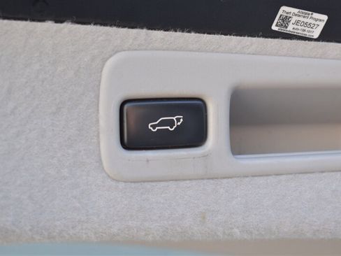 Used 2012 Lexus RX 350 AWD w/ Premium Pkg image 32