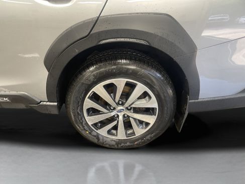 Used 2024 Subaru Outback AWD/4WD image 22