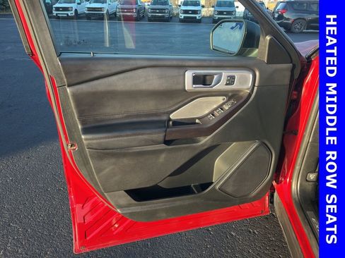 Used 2020 Ford Explorer Platinum image 9