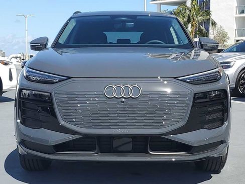 New 2025 Audi Q6 e-tron Premium Plus image 9