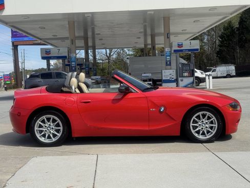 Used 2003 BMW Z4 2.5i image 25