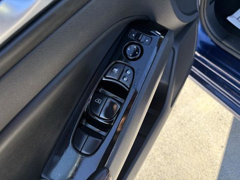 Used 2024 Nissan Altima 2.5 SR image 19