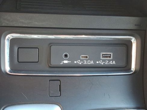 Certified 2023 Subaru Ascent Limited image 25