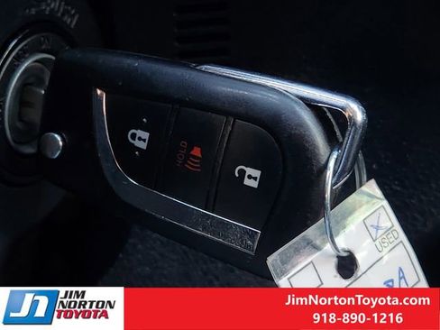 Used 2018 Toyota Corolla iM image 22