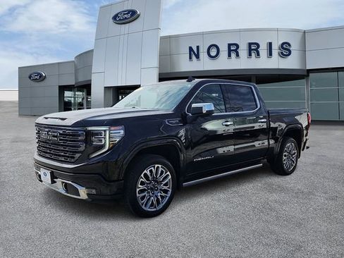 Used 2025 GMC Sierra 1500 Denali Ultimate AWD/4WD image 2