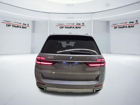 Used 2024 BMW X7 xDrive40i w/ Executive Package AWD/4WD image 5