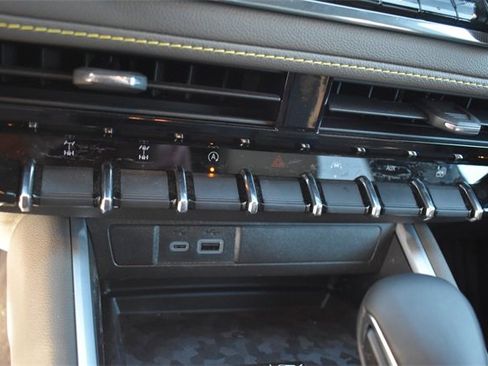 Certified 2025 Chevrolet Colorado ZR2 w/ Midnight Edition image 29