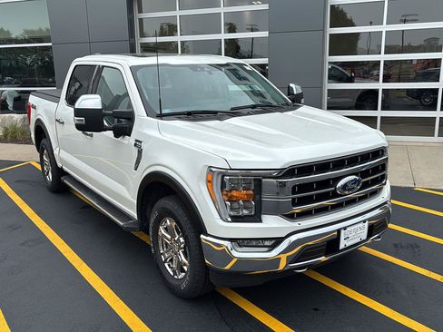 Used 2021 Ford F150 Lariat AWD/4WD image 2