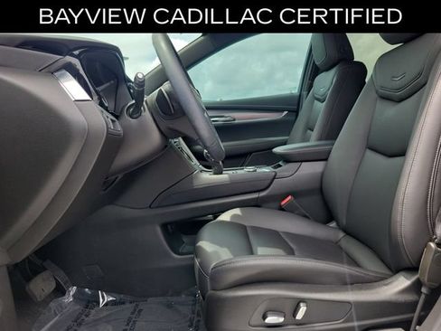 Certified 2024 Cadillac XT5 Luxury FWD image 27