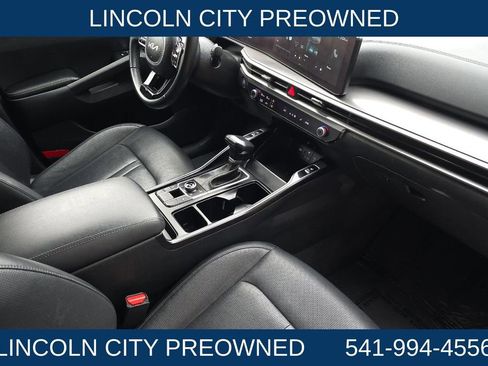 Used 2024 Kia Sorento S AWD/4WD image 17