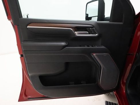 Used 2024 GMC Sierra 2500 Denali w/ Denali Reserve Package image 7