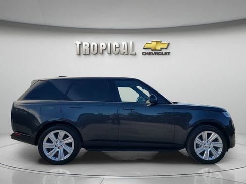 Used 2023 Land Rover Range Rover SE AWD/4WD image 6