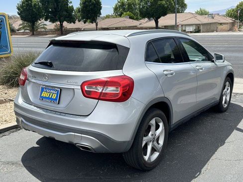 Used 2018 Mercedes-Benz GLA 250 4MATIC image 3