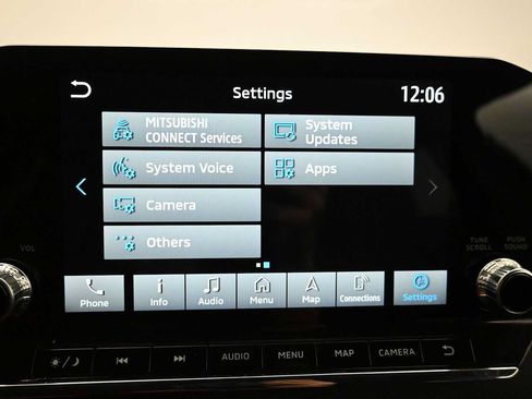 Used 2024 Mitsubishi Outlander SE AWD/4WD image 22