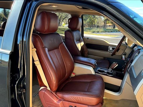 Used 2013 Ford F150 King Ranch w/ King Ranch Luxury Pkg image 9