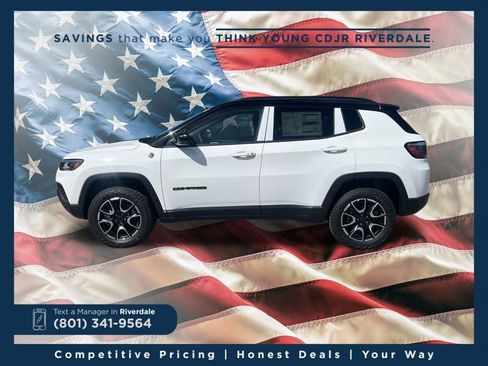New 2026 Jeep Compass Trailhawk image 2