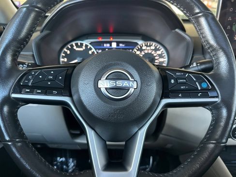 Used 2024 Nissan Altima 2.5 SL FWD image 24