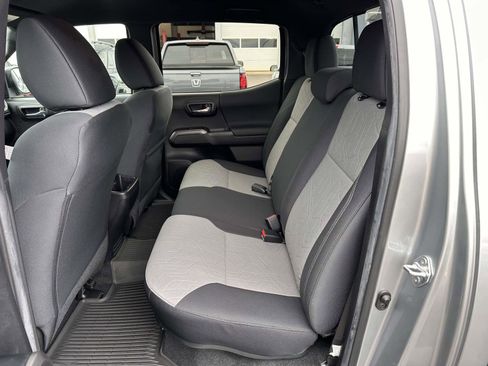 Used 2023 Toyota Tacoma TRD Sport AWD/4WD image 13