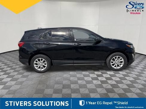 Used 2019 Chevrolet Equinox LS w/ LS Convenience Package FWD image 5