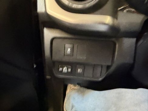 Used 2023 Toyota Tacoma SR5 image 22