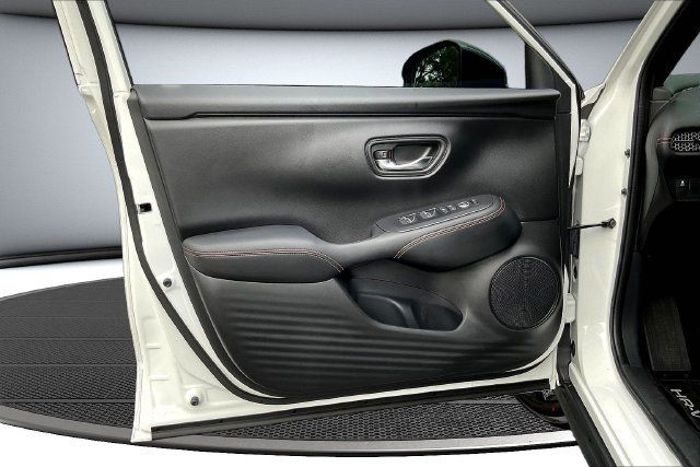 Certified 2024 Honda HR-V Sport image 22