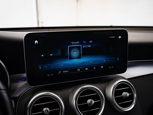 Certified 2022 Mercedes-Benz GLC 300 4MATIC image 32