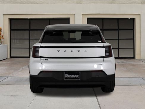 New 2026 Volvo EX30 Plus image 4