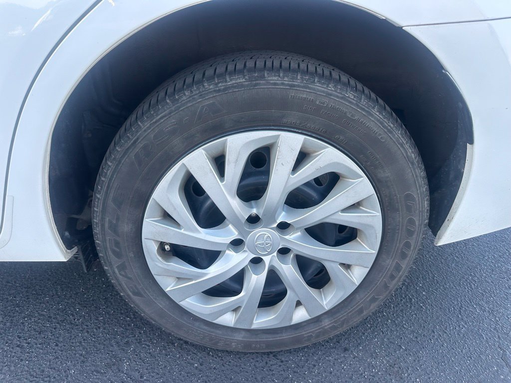 Certified 2017 Toyota Corolla L FWD image 6