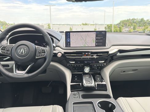 Certified 2026 Acura MDX FWD w/ Technology Package image 34
