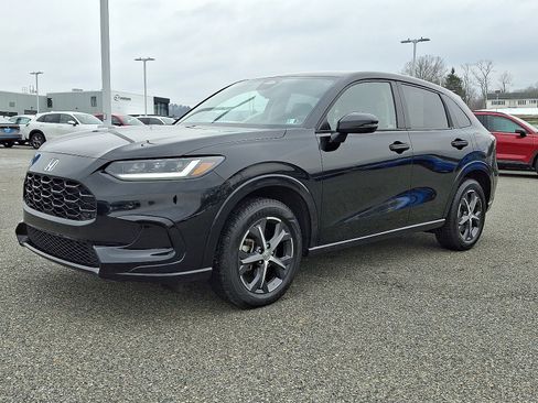 Certified 2024 Honda HR-V EX-L image 3