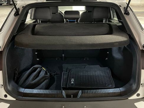 Used 2022 Volkswagen ID.4 Pro image 36