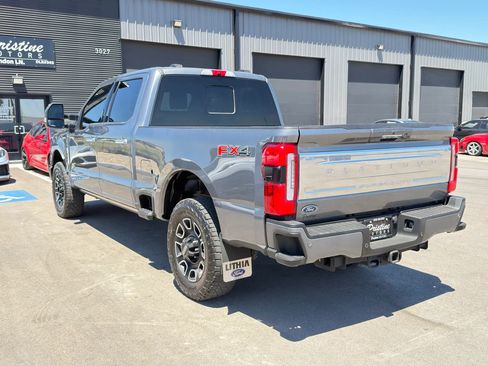Used 2023 Ford F350 Platinum w/ FX4 Off-Road Package AWD/4WD image 5