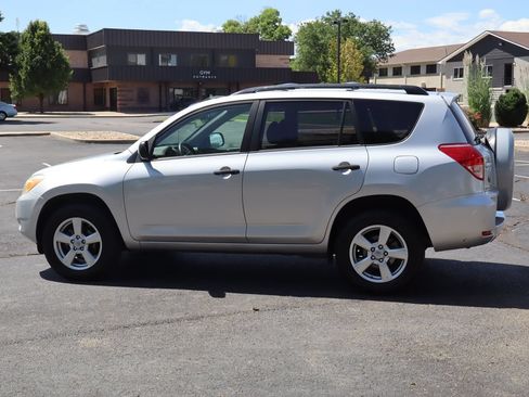 Used 2006 Toyota RAV4 4WD image 8