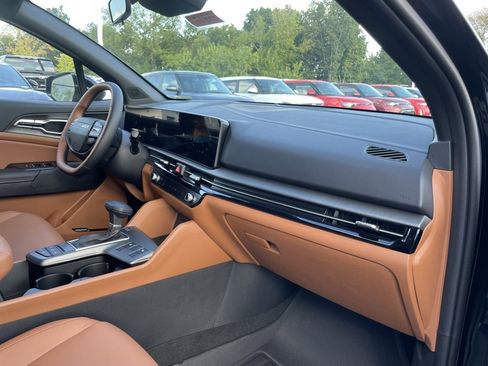 New 2026 Kia Sportage X-Line w/ X-Line Technology Package image 32