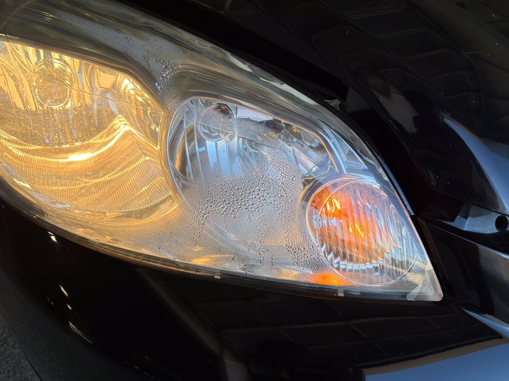 Used 2011 Chevrolet Impala LT FWD image 11