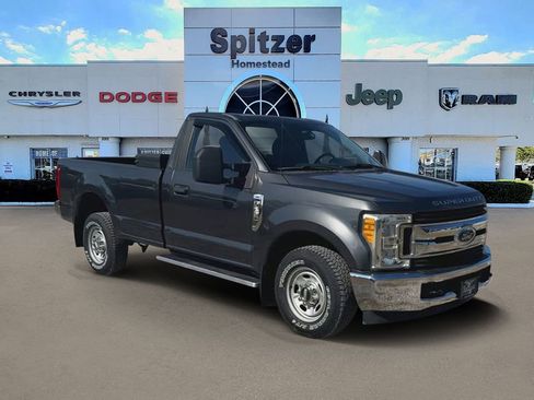 Used 2017 Ford F250 XL w/ XL Value Package image 3