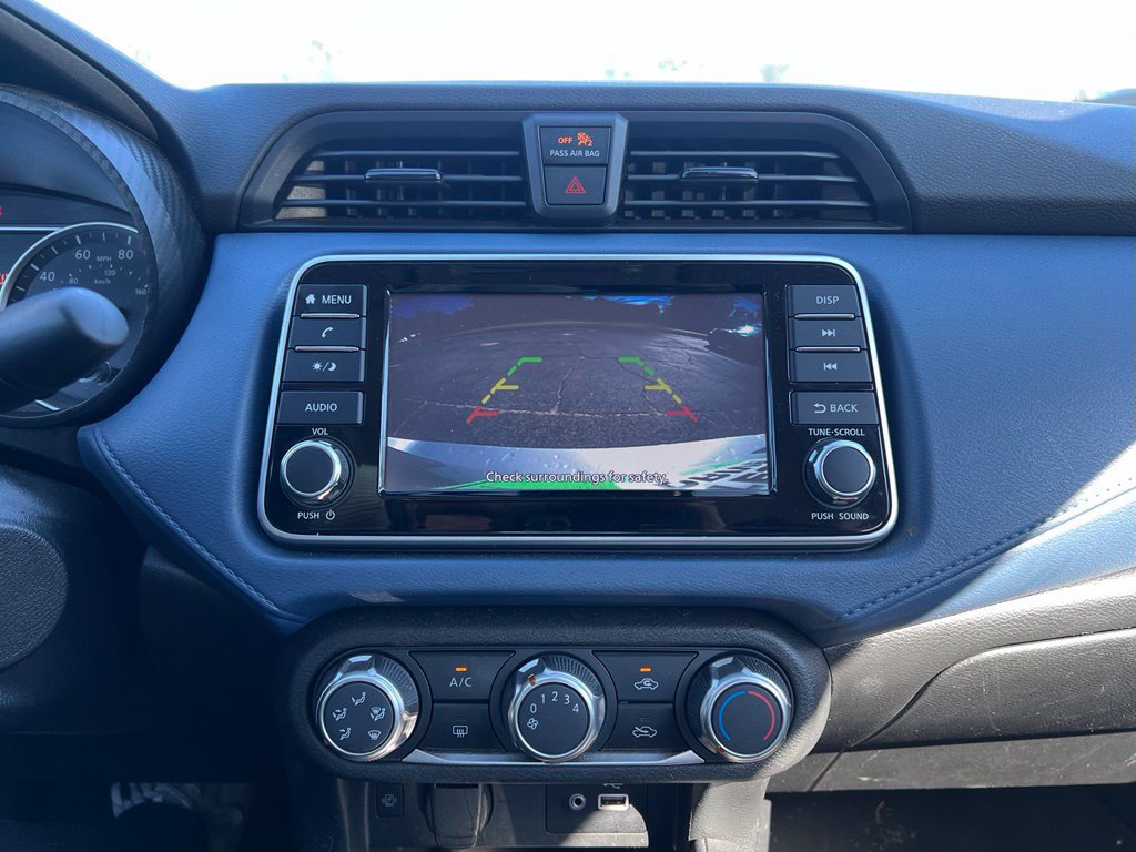 Used 2025 Nissan Versa SV FWD image 16