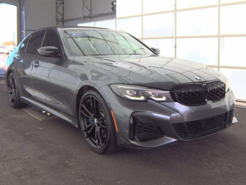 Used 2022 BMW M340i xDrive w/ Premium Package image 5