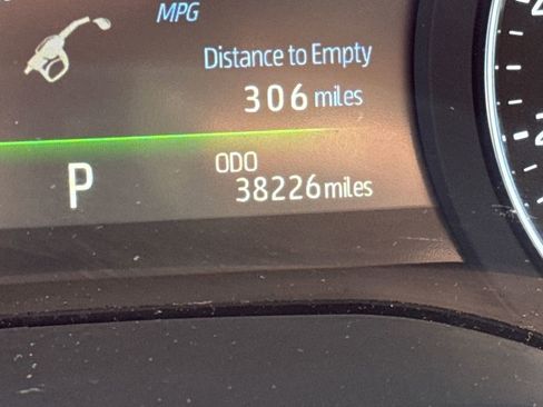 Used 2023 Toyota Sienna Limited image 20