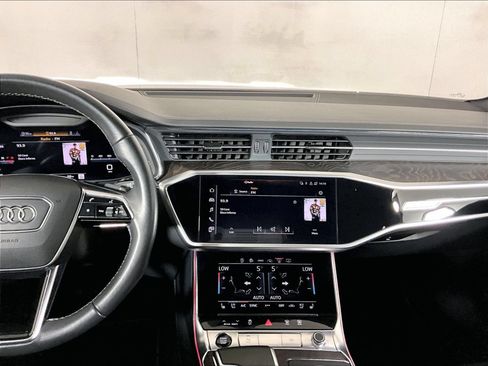 Used 2022 Audi A6 3.0T allroad Prestige w/ Prestige Package AWD/4WD image 13
