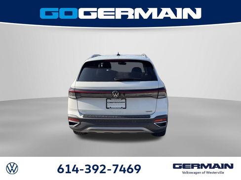 New 2026 Volkswagen Taos SEL AWD/4WD image 10