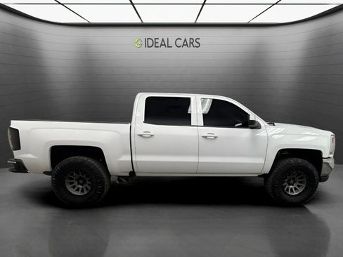 Used 2018 Chevrolet Silverado 1500 LT w/ All Star Edition AWD/4WD image 4