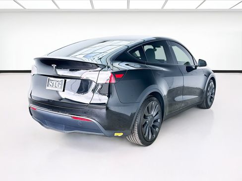 Used 2022 Tesla Model Y Performance AWD/4WD image 4