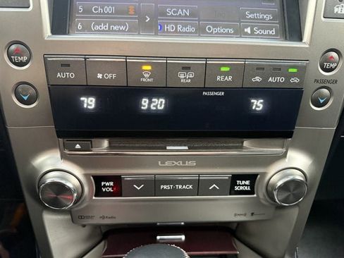 Used 2017 Lexus GX 460 Premium w/ Premium Package image 30