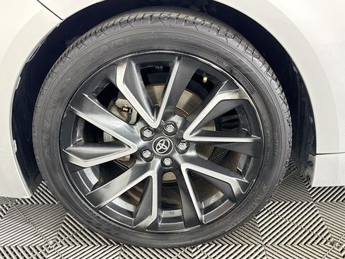 Used 2022 Toyota Corolla SE FWD image 35
