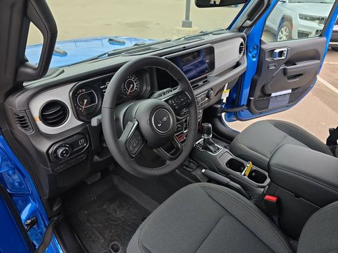 New 2026 Jeep Gladiator Sport image 15